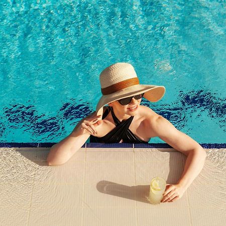Four Points By Sheraton Sheikh Zayed Road Дубай Екстериор снимка